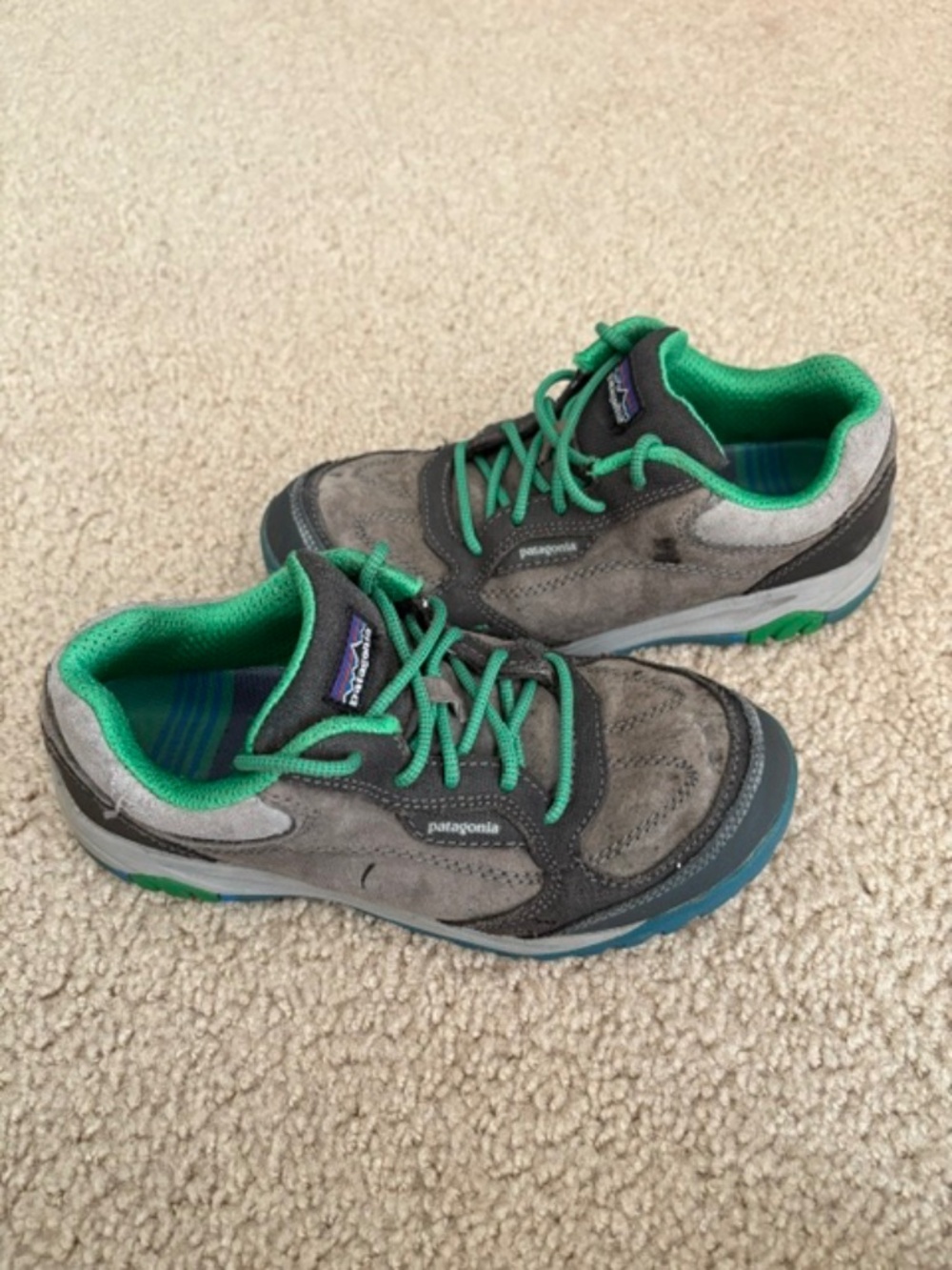 Patagonia Womens Bungee Cord/Peppergrass Performance Footwear Size 5.5